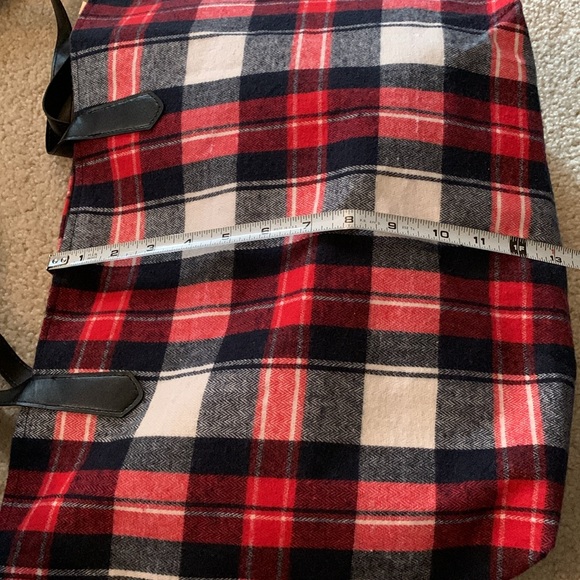 Yankee Candle Festive Plaid - Red, White & Dark Blue Tote Bag - NWOT - Picture 12 of 17